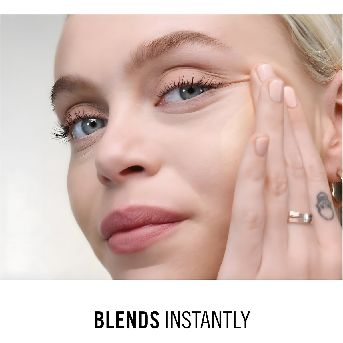 REF_P_4_Rimmel Lasting Finish Foundation No.303